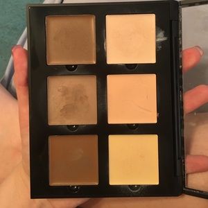 Anastasia contour palette