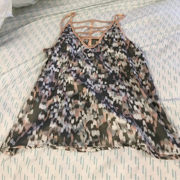 Pretty daytrip top xs - Picture 2 of 4