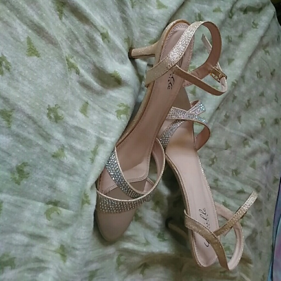 Cute rhinestone studded Bronze cream 1 inch. Heels