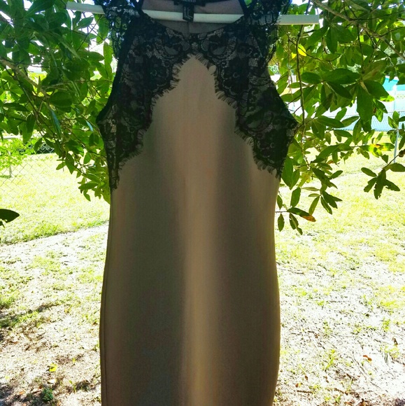 Forever 21 Cream Lace Dress