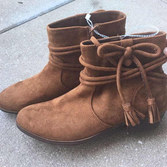 ❗️final price ❗️Cute tan faux suede booties - Picture 3 of 4