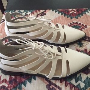 Forever 21 caged sandals size 9