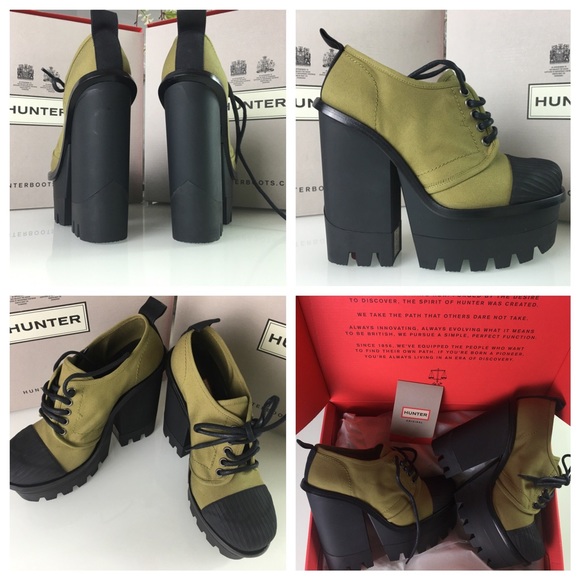 Limited Edition: Hunter Canvas Platform Shoe - Picture 3 of 4