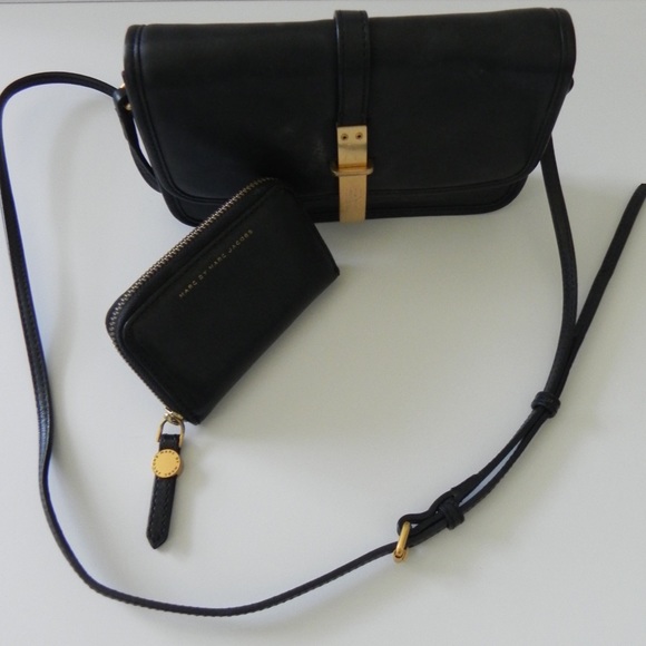 Marc Jacobs black cross body & wallet