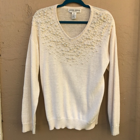 Victoria Harbour Sweaters - Vintage oversized pearl sweater