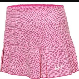 Nike tennis skirt. Pink. Medium