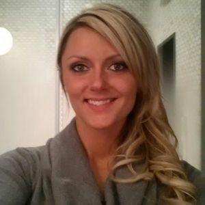 Meet your Posher, Mia