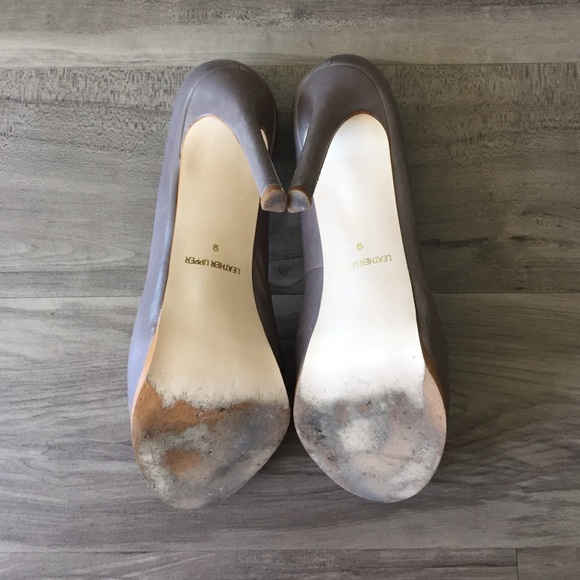 🦋 Kelsi Dagger Taupe Leather Platform Pumps - Picture 4 of 4