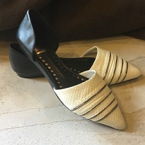 Dulce Vita Adalynn Cream and Black Ballet Flats