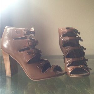 Chinese Laundry Brown Leather Heels