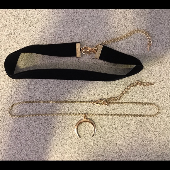 DOUBLE LAYER CRESCENT VELVET CHOKER NECKLACE - Picture 2 of 2