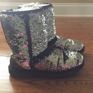 Uggs -silver/purple sequins