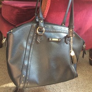 Black Jessica Simpson purse