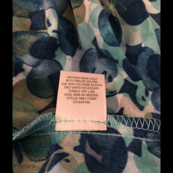 Dress Barn Floral Side Shirred Dress NWT Size 6 - Picture 4 of 4