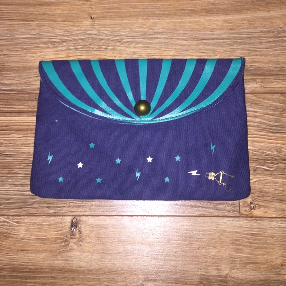 Benefit cosmetics makeup bag