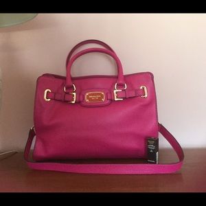 💯% Authentic Michael Kors Hamilton Fuschia