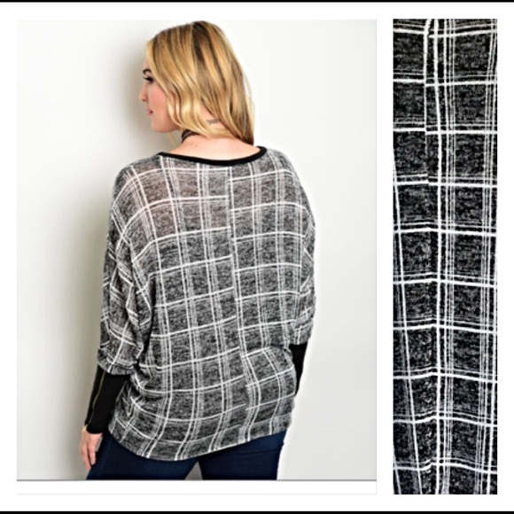 Chic & Lovely Zip Sleeve Lightweight Tunic 3X - Picture 2 of 4