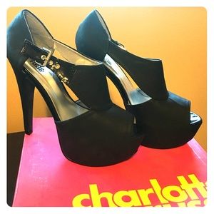 Charlotte Russe Pumps