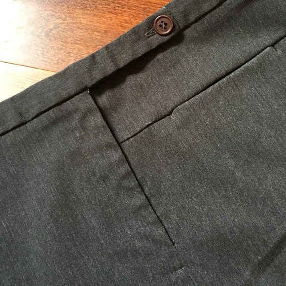 Express Gray Mini! - Picture 2 of 4