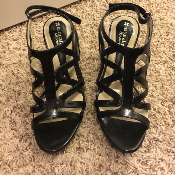 Black cage pumps size 6