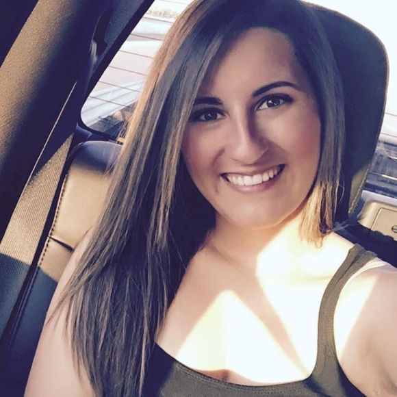 Meet your Posher, Bianca - Picture 1 of 1