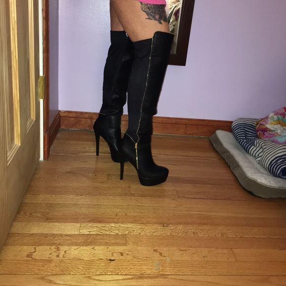 🍂Black heeled thigh High Boots🍂