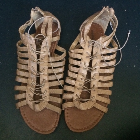 Steve Madden short gladiator style sandals