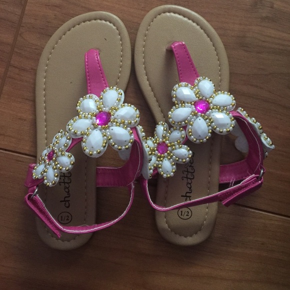 Brand new Girls sandals size 1/2