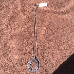 Ovation necklace by Premier Designs