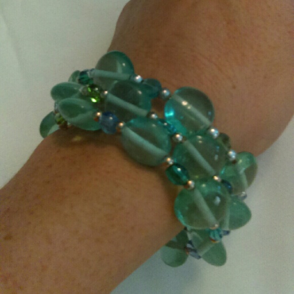Handmade Memory Wire Bracelets Greens/Blues - Picture 3 of 4