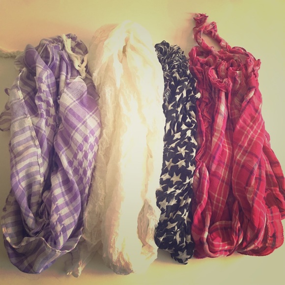 Four scarf bundle for fall 💕