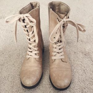 NWOT Cream Combat Boots