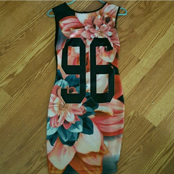 Bundle - Picture 2 of 4