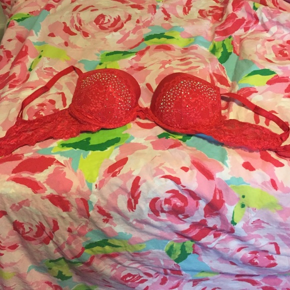 Victoria's Secret push-up bra 36C