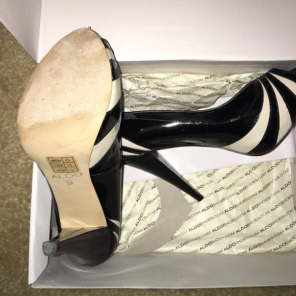 Aldo - Picture 3 of 3