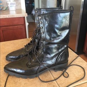 Near new pointy combat boots Sz. 41