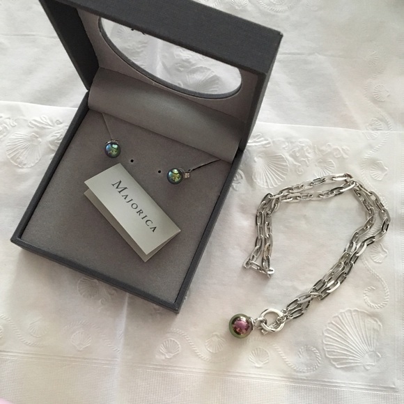 Majorca Simulated Grey Pearl necklace & earrings