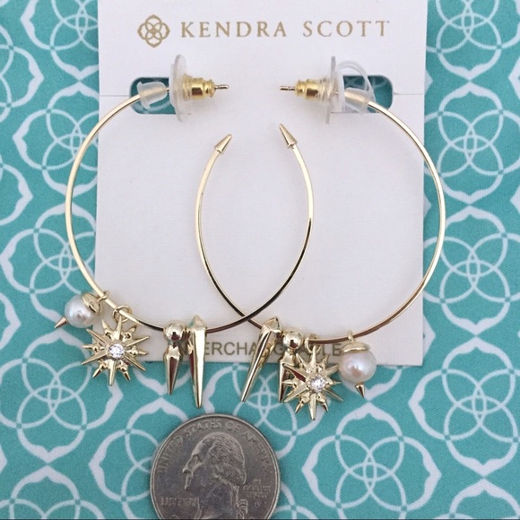 NWT Kendra Scott Cindy Gold Charm Hoop Earring - Picture 3 of 3