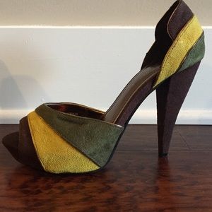 ✨FINAL SALE✨Colorblock heels
