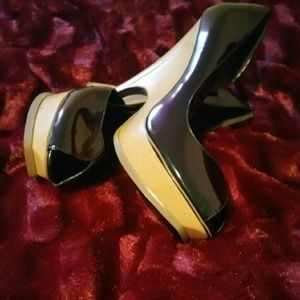 Jessica Simpson heels size 8