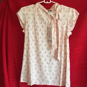 Modcloth lipstick blouse