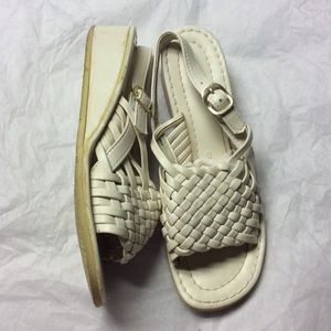 Vintage white wedges basket weave sandals