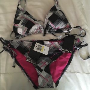 Medium Hurley bathing suit set brand new