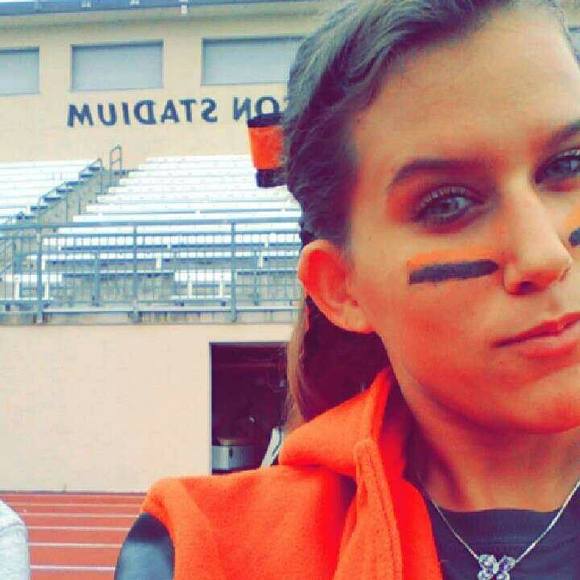 Meet your Posher, Taylor - Picture 1 of 1