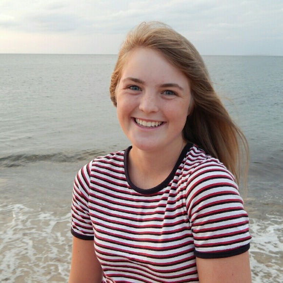 Meet your Posher, Emma - Picture 1 of 1