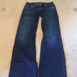 American eagle dark wash Jeans
