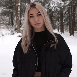 Meet your Posher, Marina