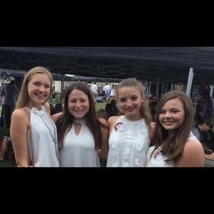 Meet your Posher, Molly