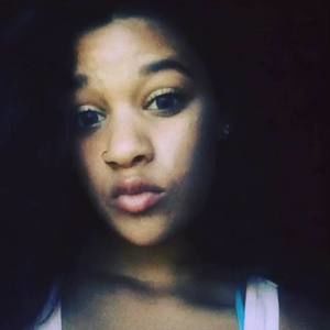 Meet your Posher, Noelle