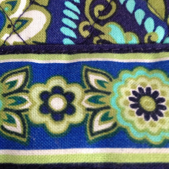 Vera Bradley wristlet🚫NO TRADES🚫 - Picture 3 of 3